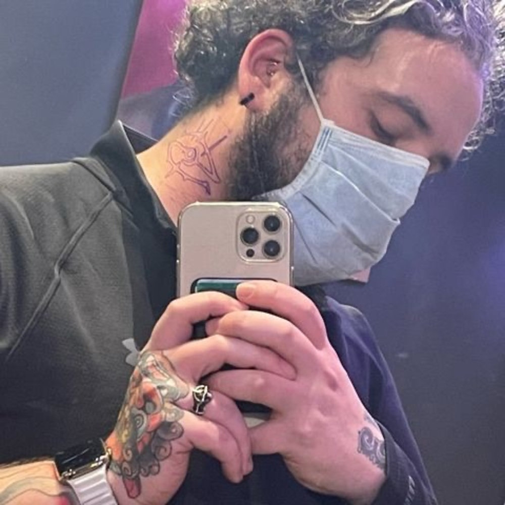 Meet your Posher, Kris